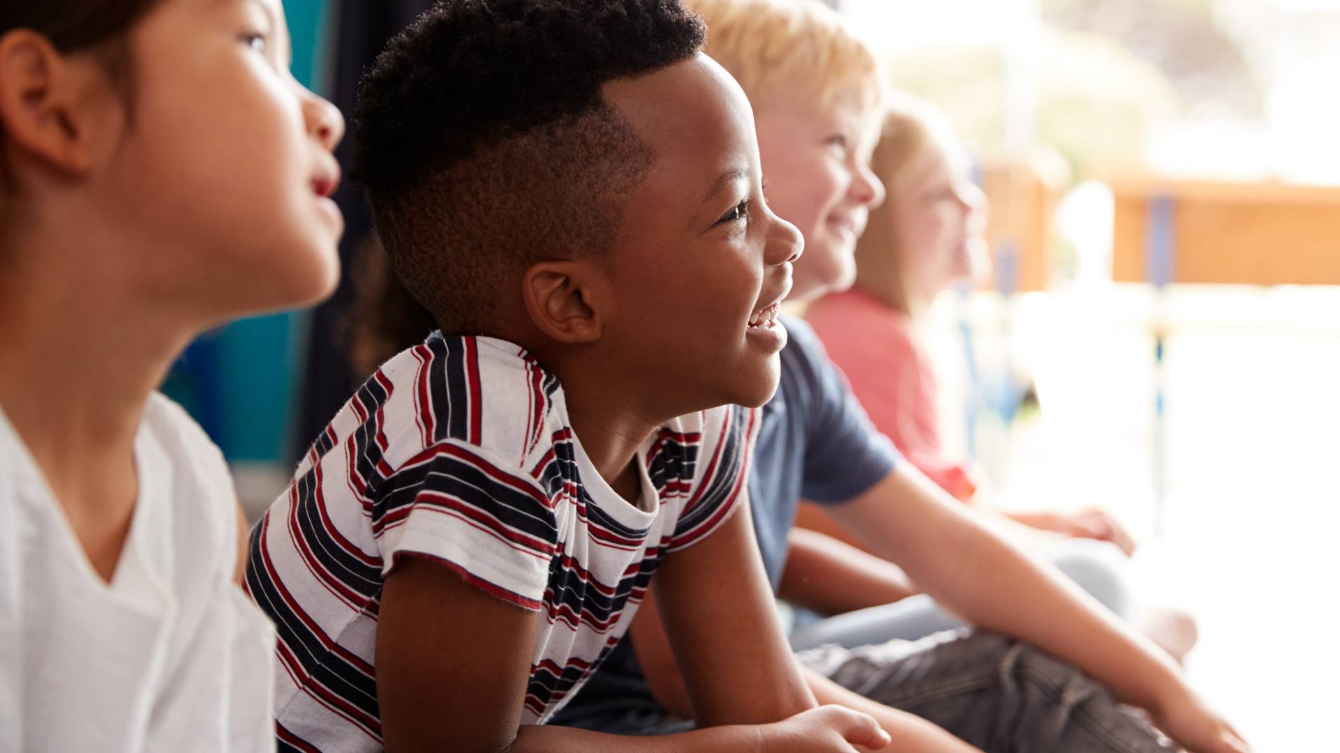 AdobeStock_277897038 smiling children